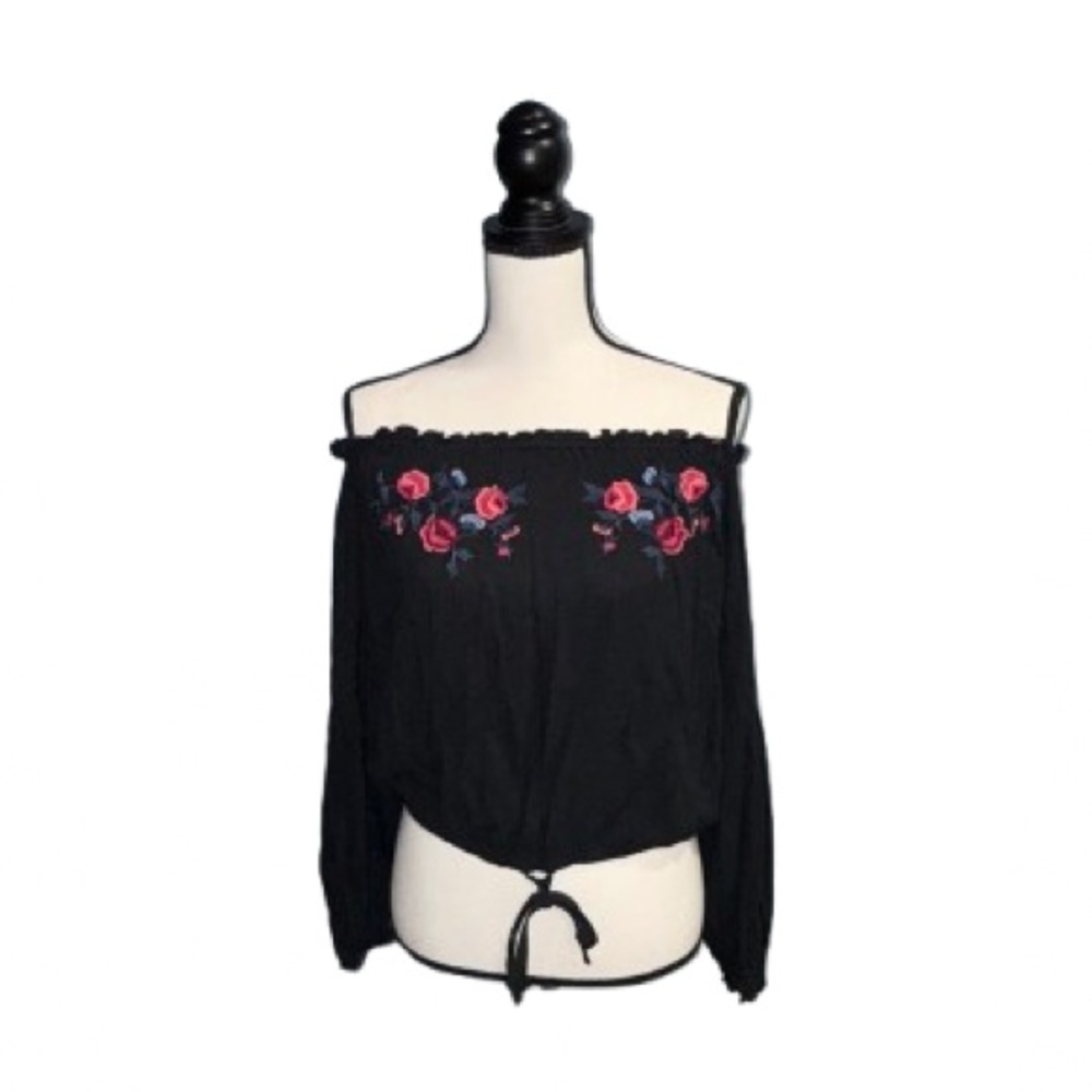 ~Hollister Black off the shoulder floral top